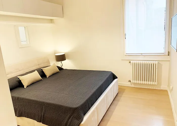 Live In The Heart Of *